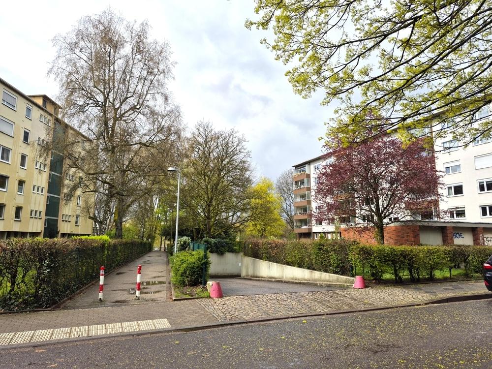 Einfahrt TG-Stellplatz