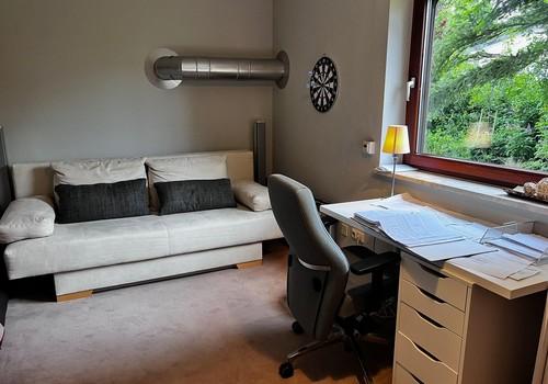 Büro und Gästezimmer im EG