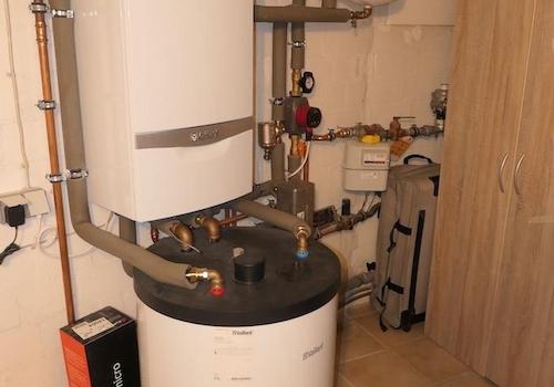 Brennwerttherme aus 2023