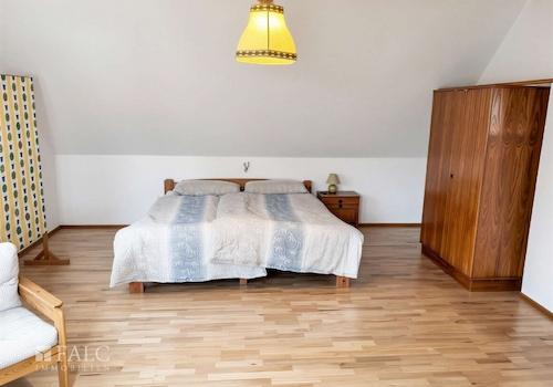 Schlafzimmer Haus 1 / 1