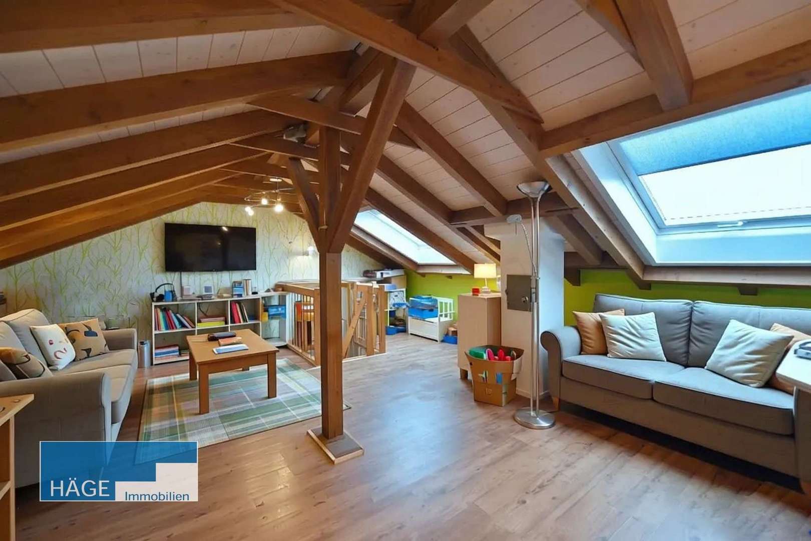 KI-DG-family-room.jpg