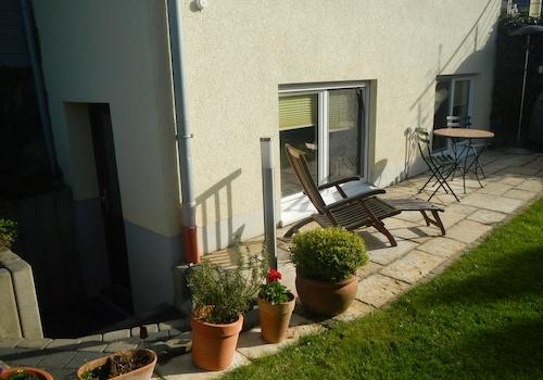 Eingang und Terasse