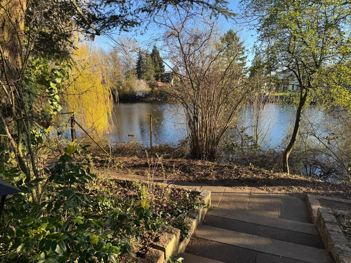 Privater Zugang zum See