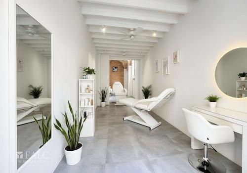 Geschäftsraum - Kosmetik (KI generiert)