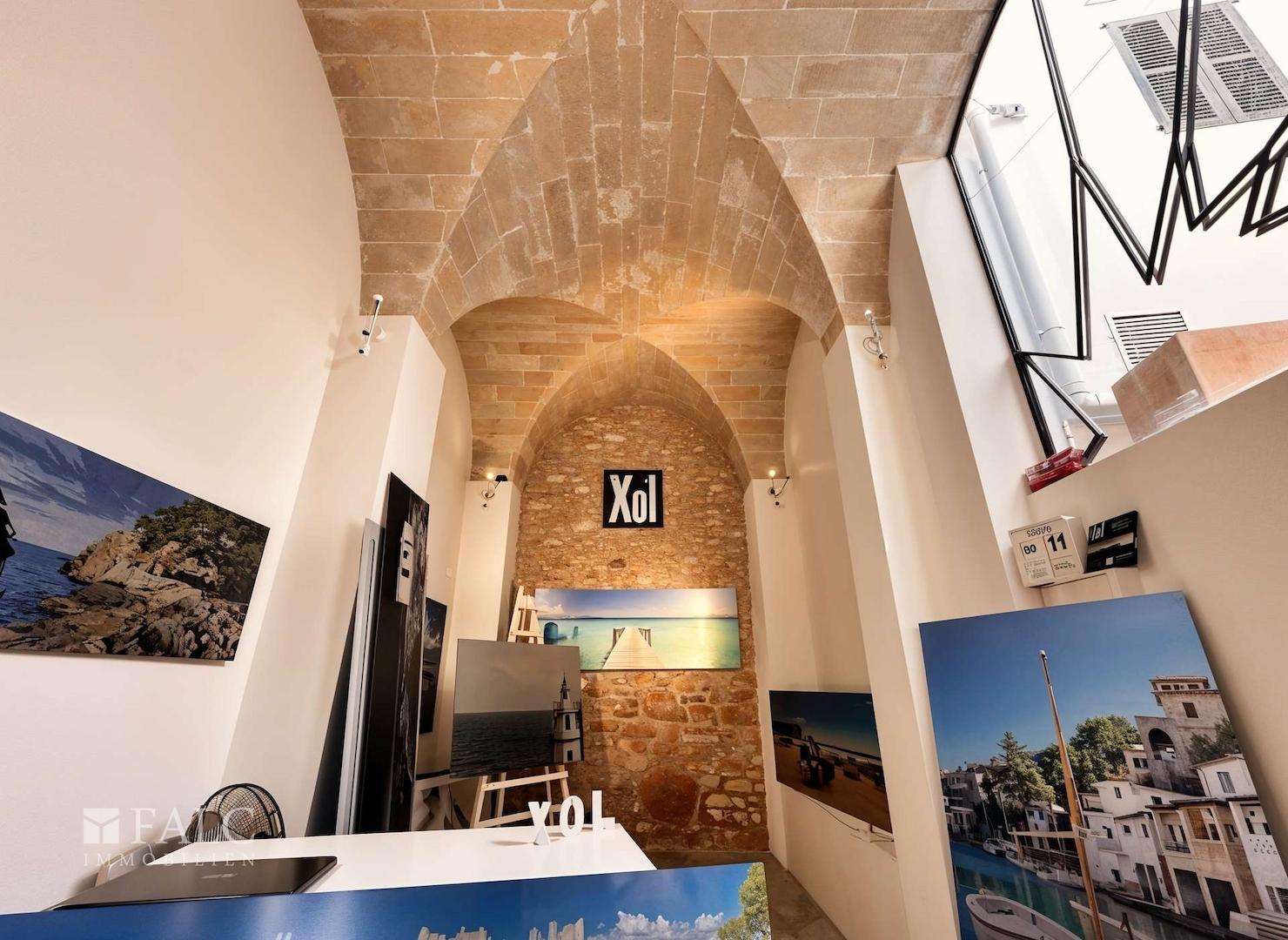 Geschäftsraum-Decke 