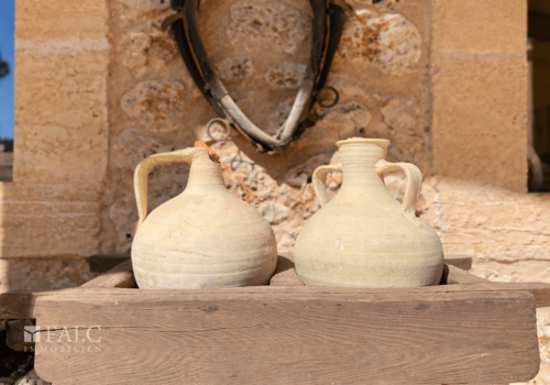 Rustikale Tongefäße 