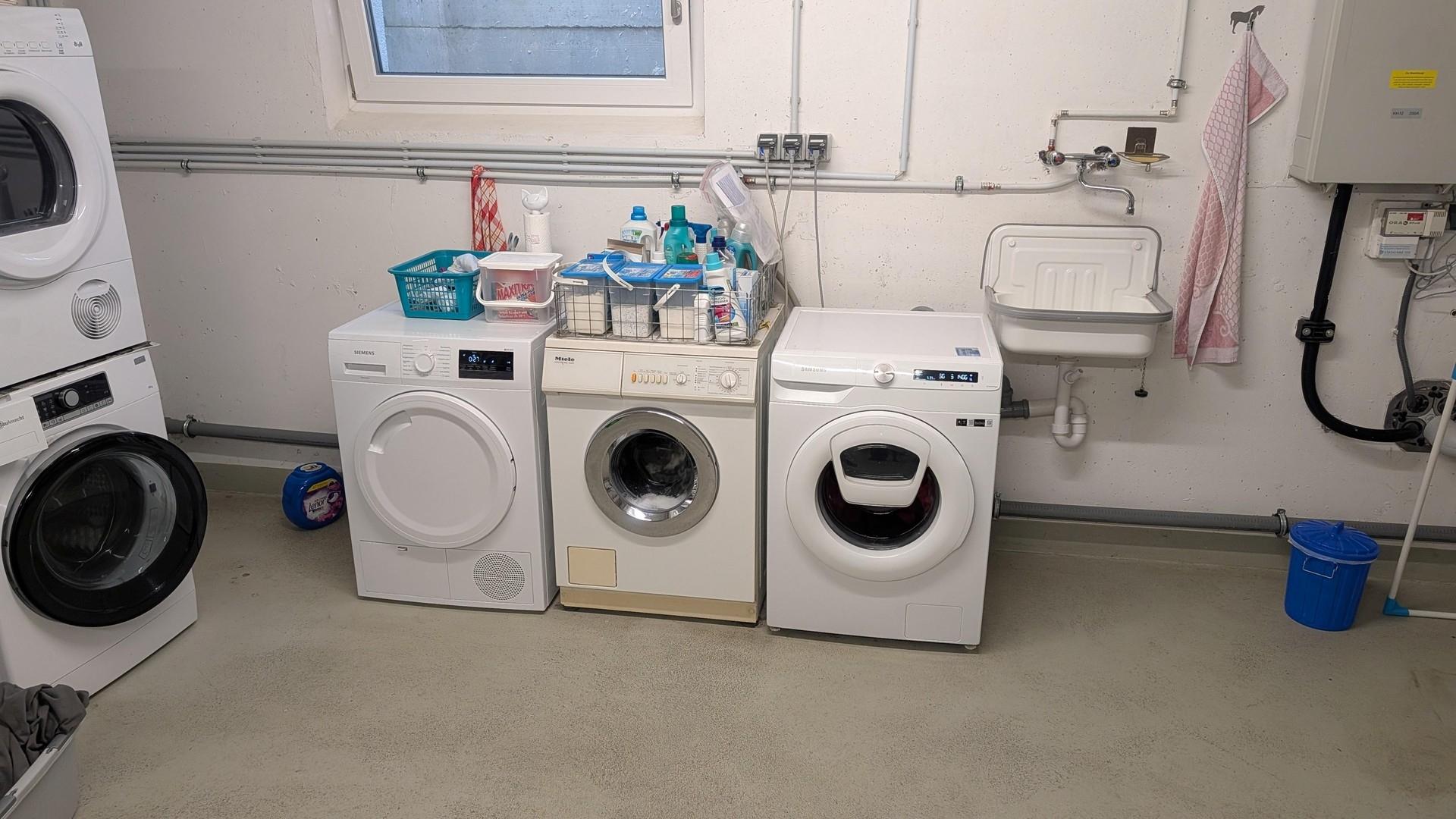 Platz für drei Geräte in Was