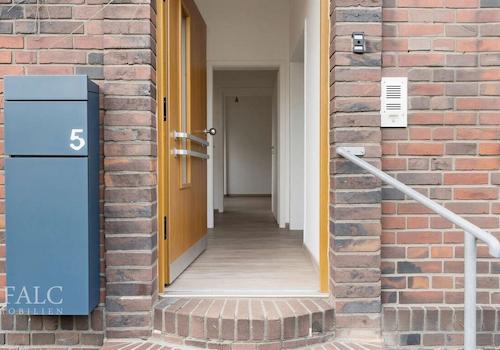 Praxiseingang Dechant-Deckers-Straße