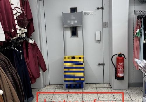 Geschäftsfläche Lastenaufzug