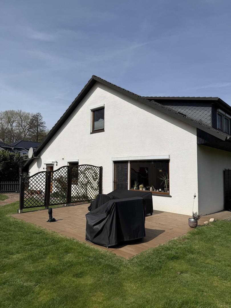 Südseite mit Terrasse