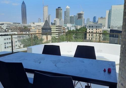 überdachte Terrasse