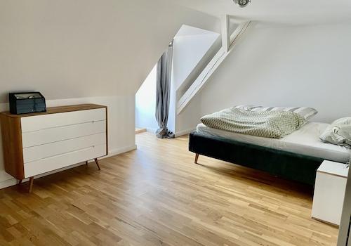 Schlafzimmer, Balkontüre