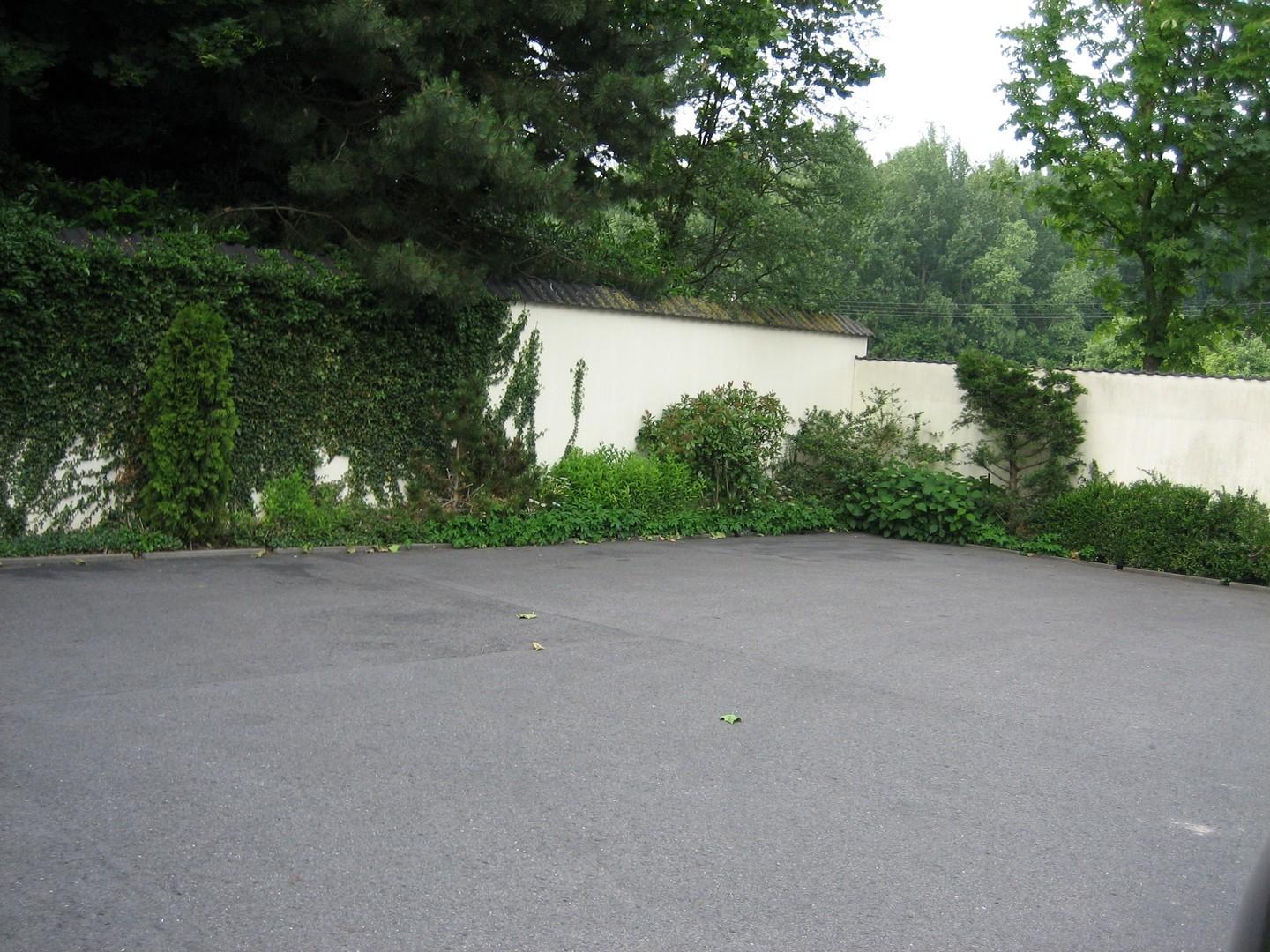 Eigener Parkplatz befestigt