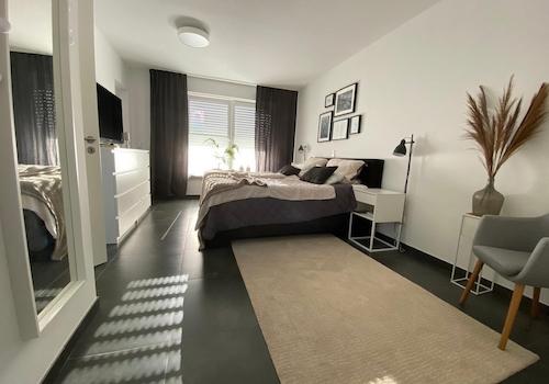 Elternschlafzimmer mit Bad 