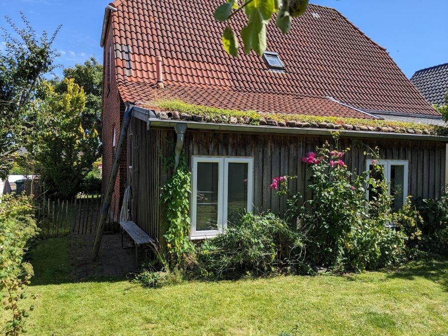 Haus Rückseite Lärchenholzanbau Nordwesten