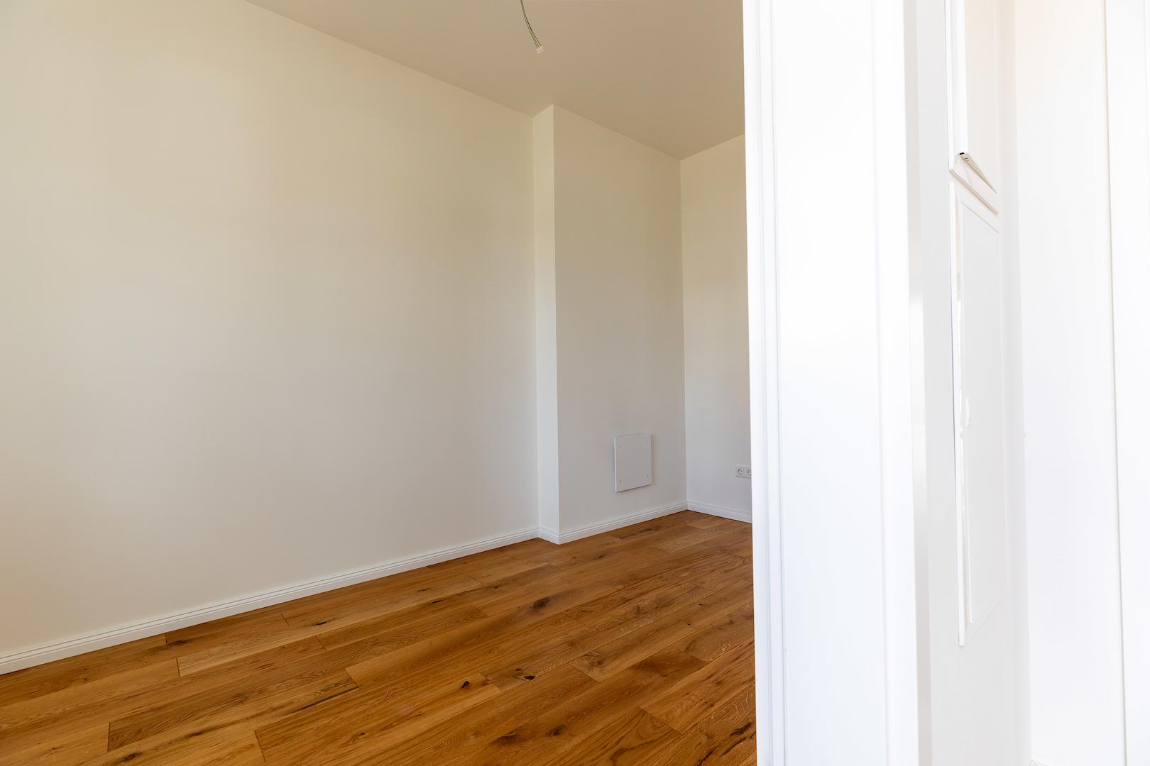 Schlafen/Arbeiten/Gast/AuPair (EG)