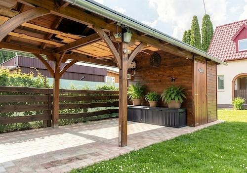 Überdachung mit Schuppen