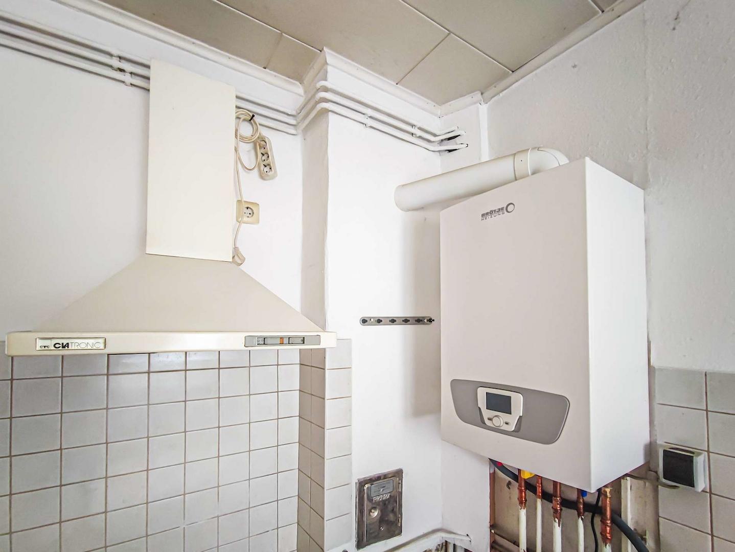 Küche mit Gastherme