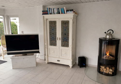 Wohnzimmer mit Kaminofen