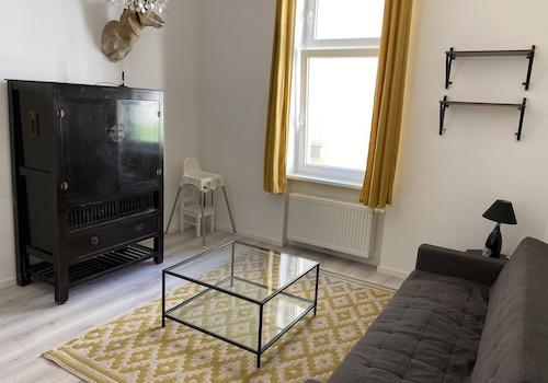 Wohnbereich incl. Schlaf-Couch