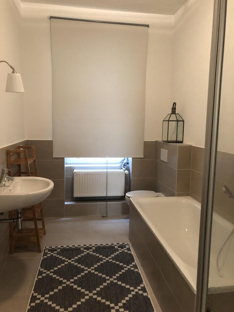 Badezimmer mit Waschm/Trockn.