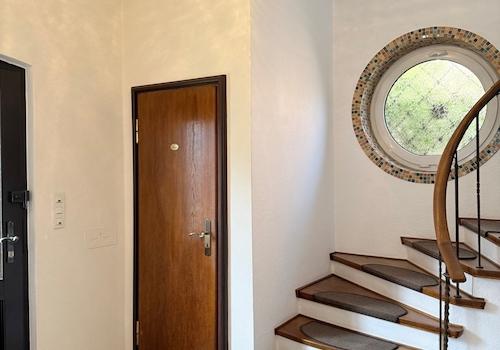 Diele im EG mit Treppenhaus