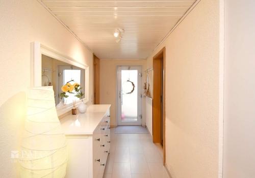 separater Eingang UG