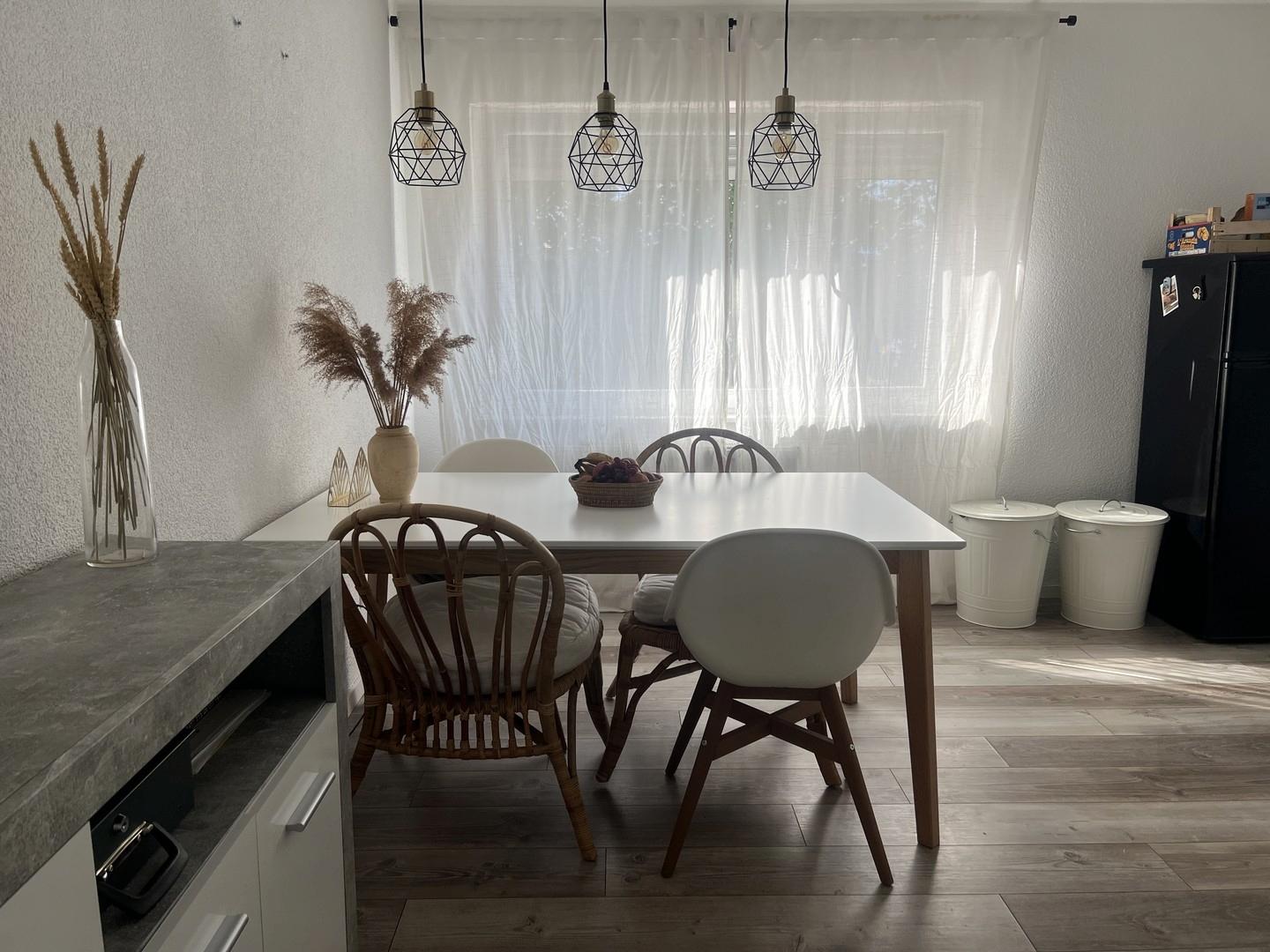 Küche mit Esszimmer