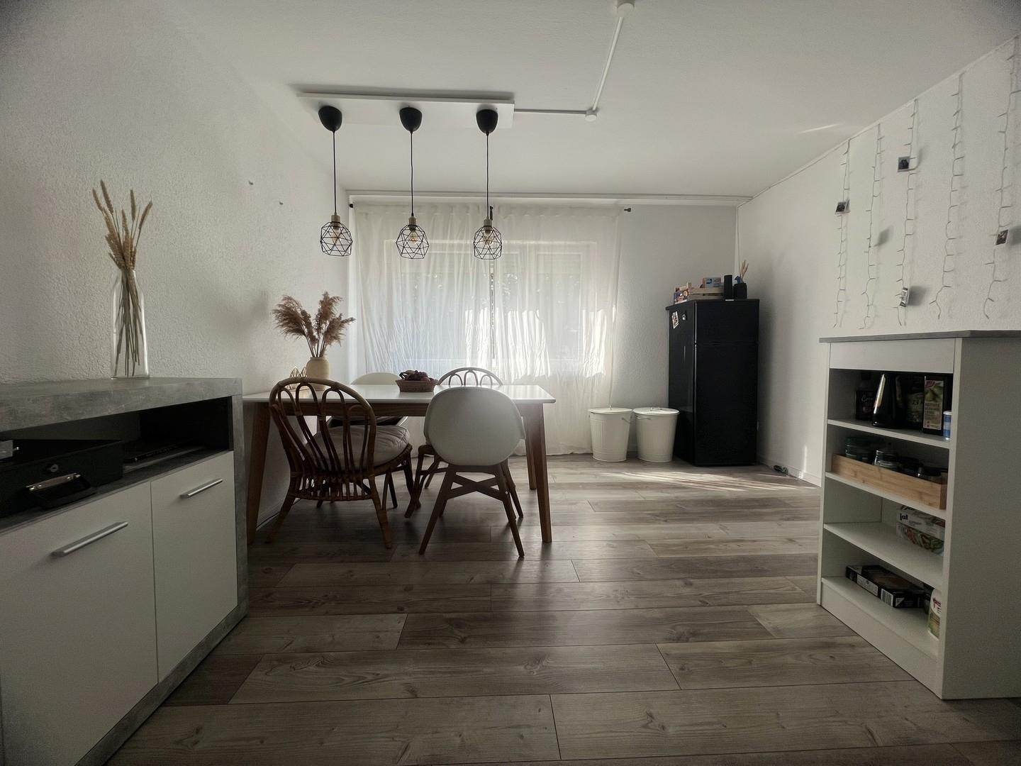 Küche mit Esszimmer