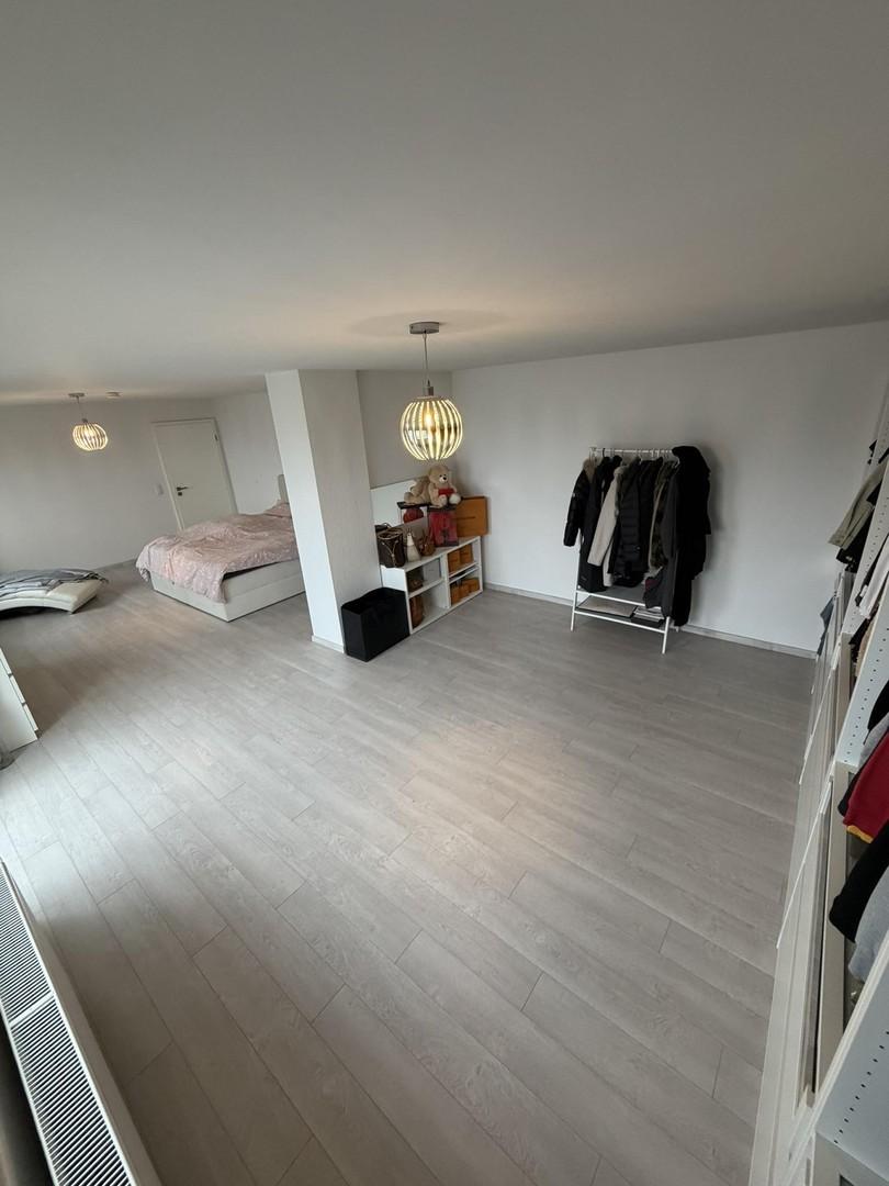 Schlafzimmer OG mit Ankleide