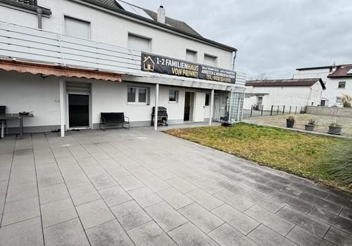 Hausansicht aus der Terrasse 