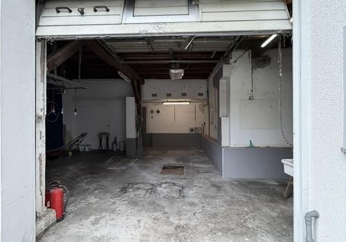 Garage/Halle/Werkstatt