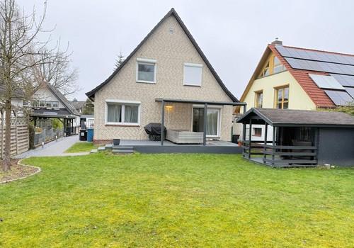 Garten Blick auf das Haus