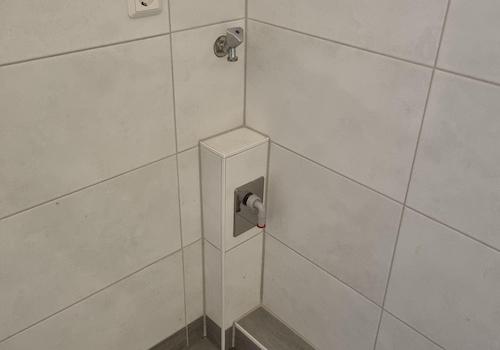 Waschmaschinenanschluss Bad