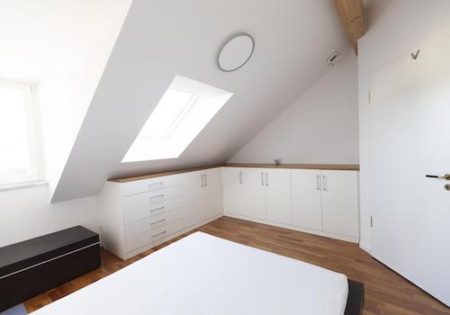 Schlafzimmer m. Einbauschränke