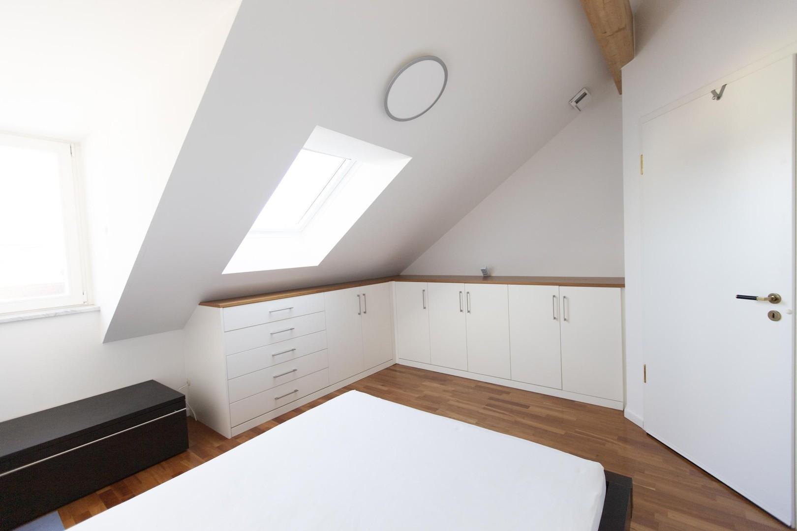 Schlafzimmer m. Einbauschränke