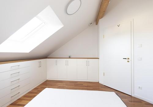 Schlafzimmer m. Einbauschränke