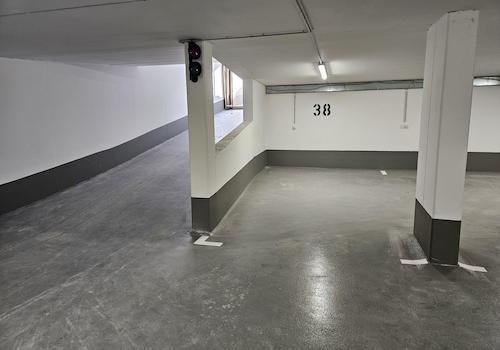 Tiefgaragenstellplatz