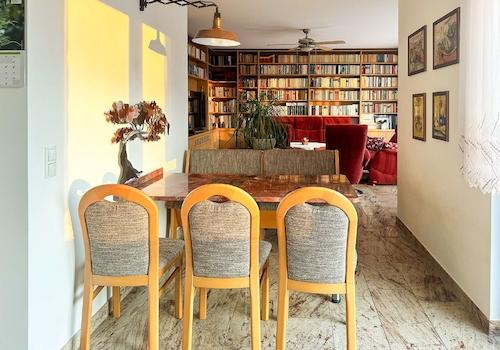 Offener Wohn- und Essbereich