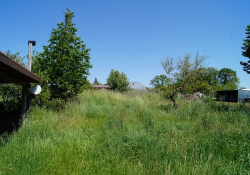 zusätzliches Gartenland