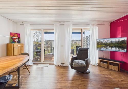 Großzügiger Wohn-/Essbereich