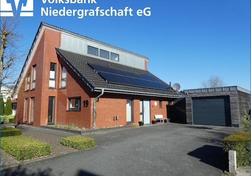 seitliche Straßenansicht