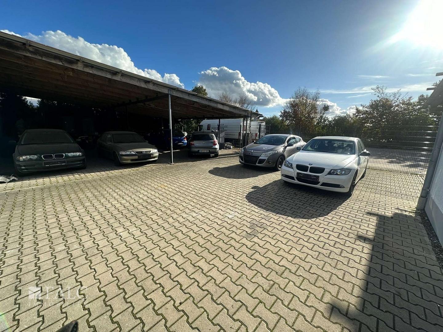 Carport