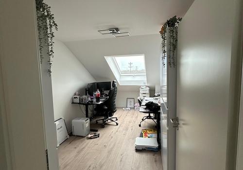 Büro/weiteres Zimmer