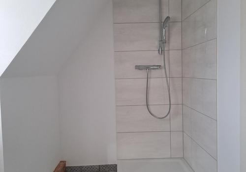 Dusche (Glaswand kommt noch)