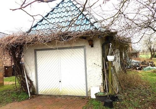 Garage mit Abtellraum