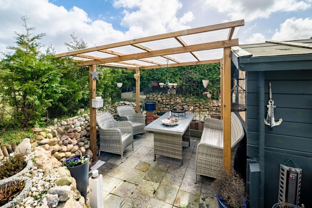 überdachte Terrasse