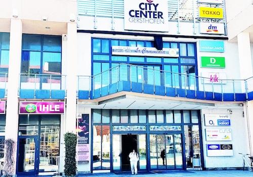 Über 50 Geschäfte fußläufig 