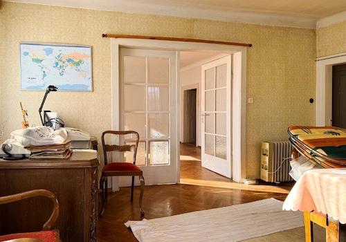 Sanierungsbedürftiges OG (1)