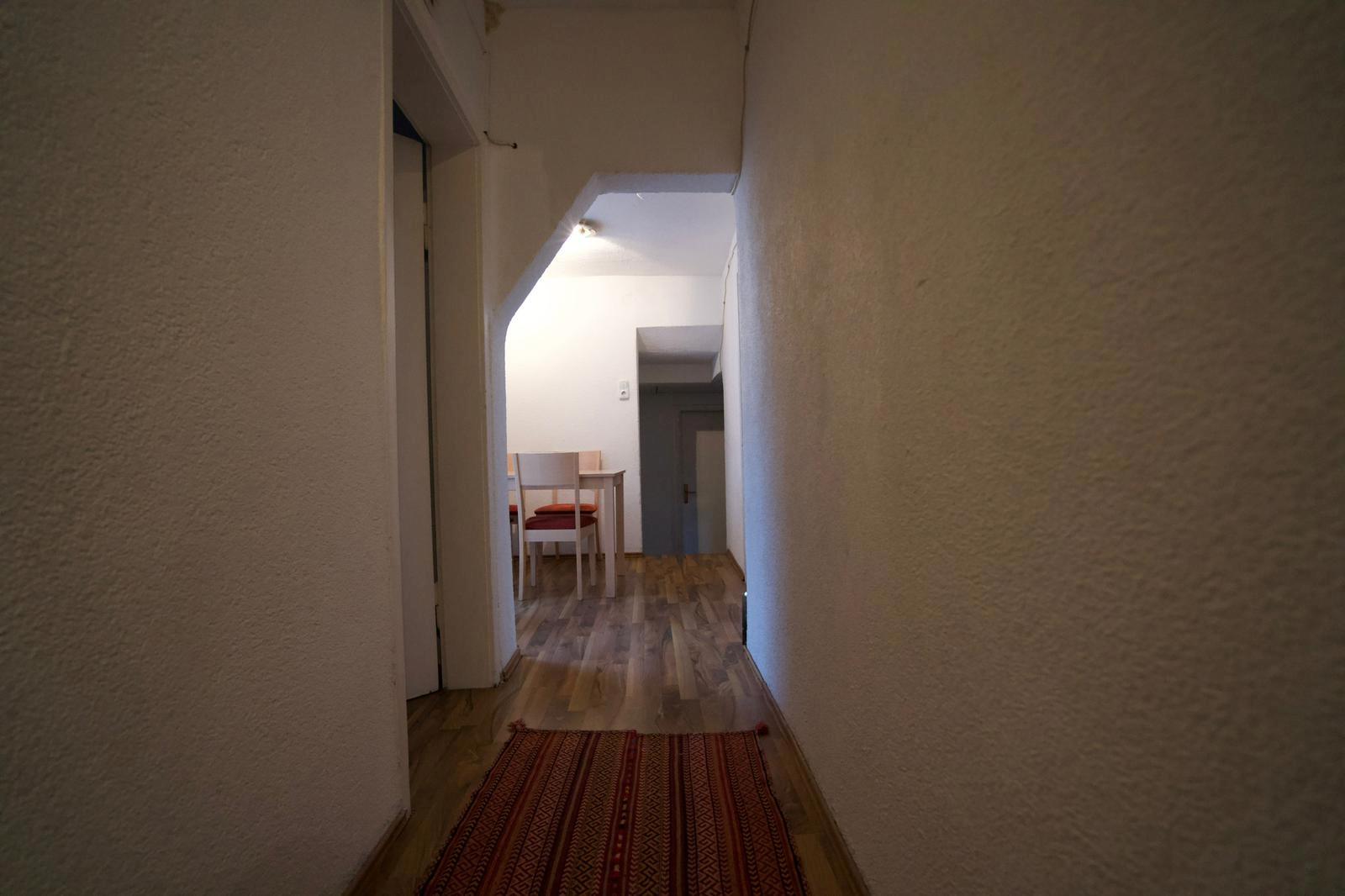 Flur DG Wohnung